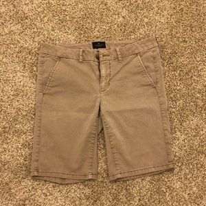 American eagle Bermuda shorts